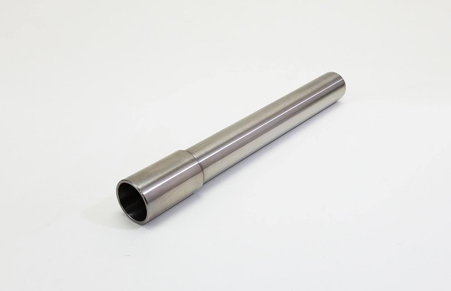 Warp 9 Titanium Front Axle for 2009 - 2014 Husaberg FE / FX / TE